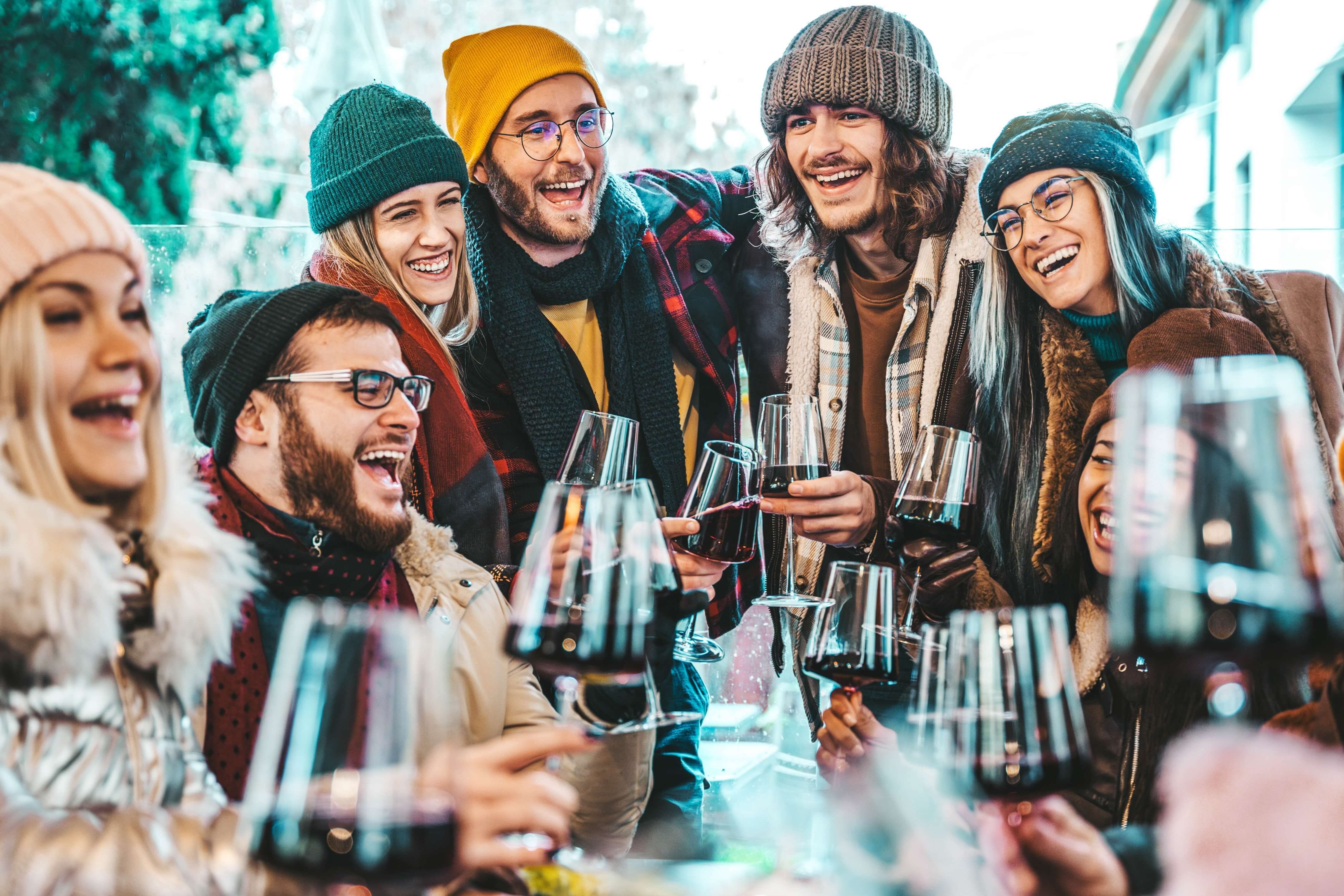 A group of friends enjoy Apres Ski in Lake Tahoe.