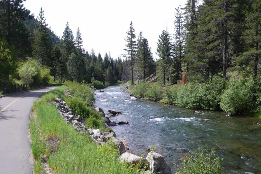 Riding the Truckee River Trail in North Lake Tahoe Riding the Truckee River Trail in North Lake Tahoe